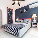 Orange Cottage - At Orange Hill